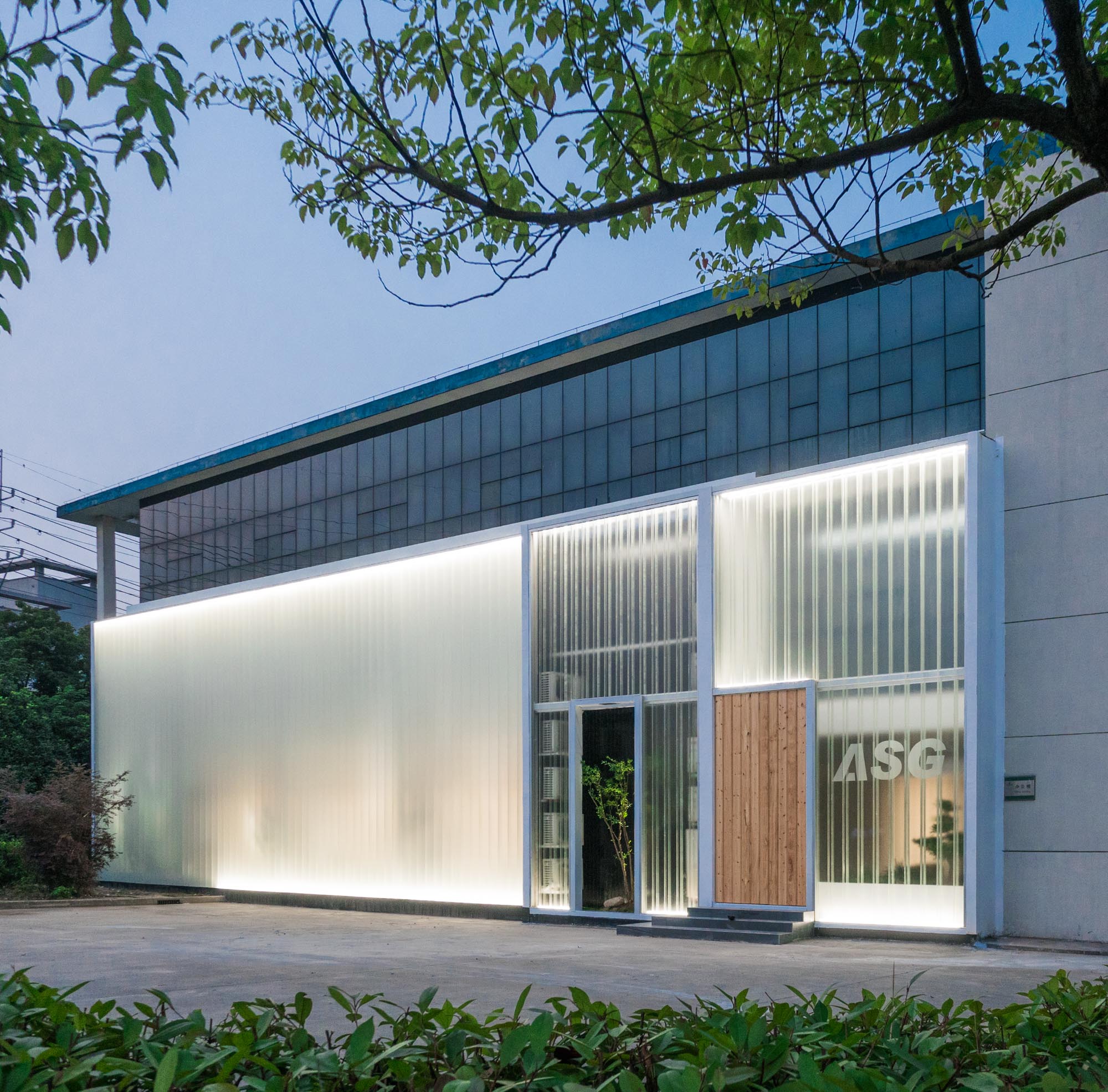 U玻展廳夜景