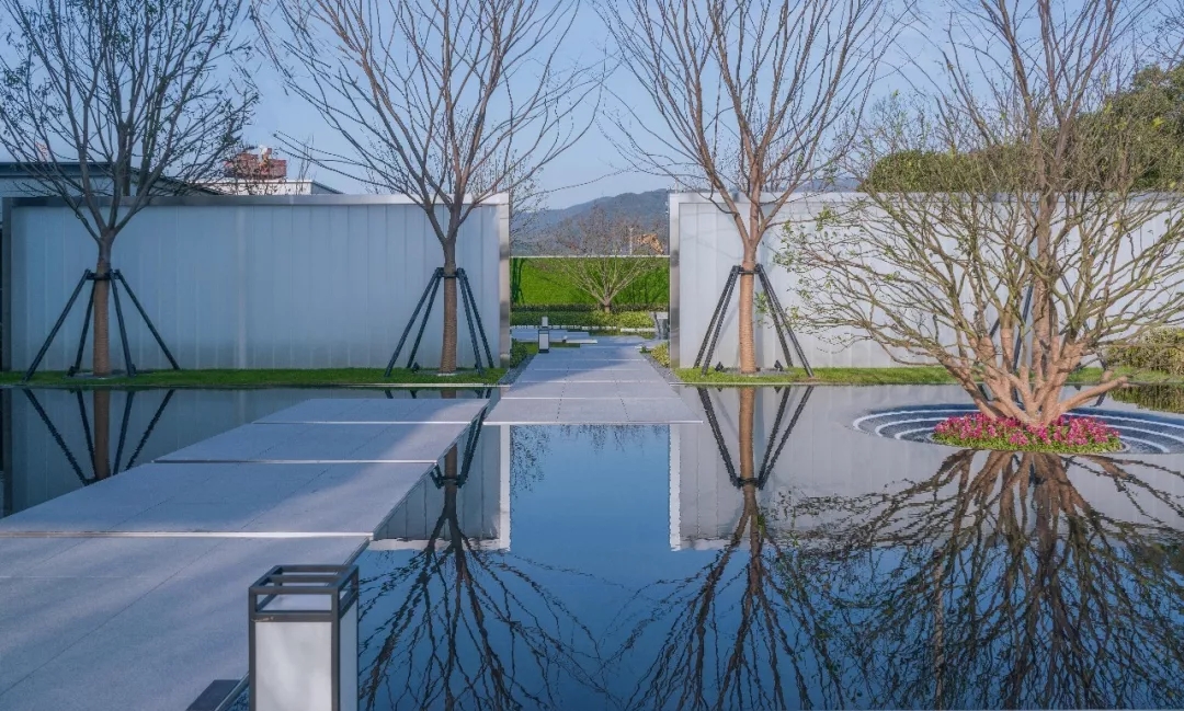 夾絲噴砂U型玻璃景觀(guān)