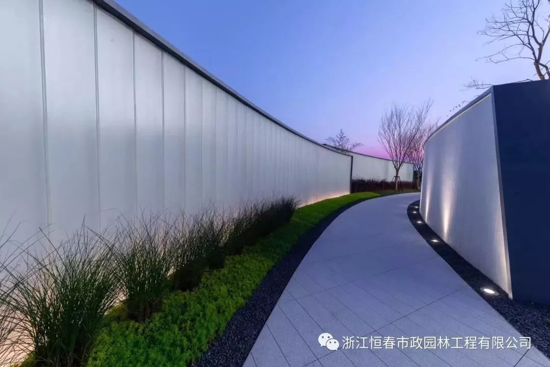 浙江杭州融創(chuàng)城U型玻璃