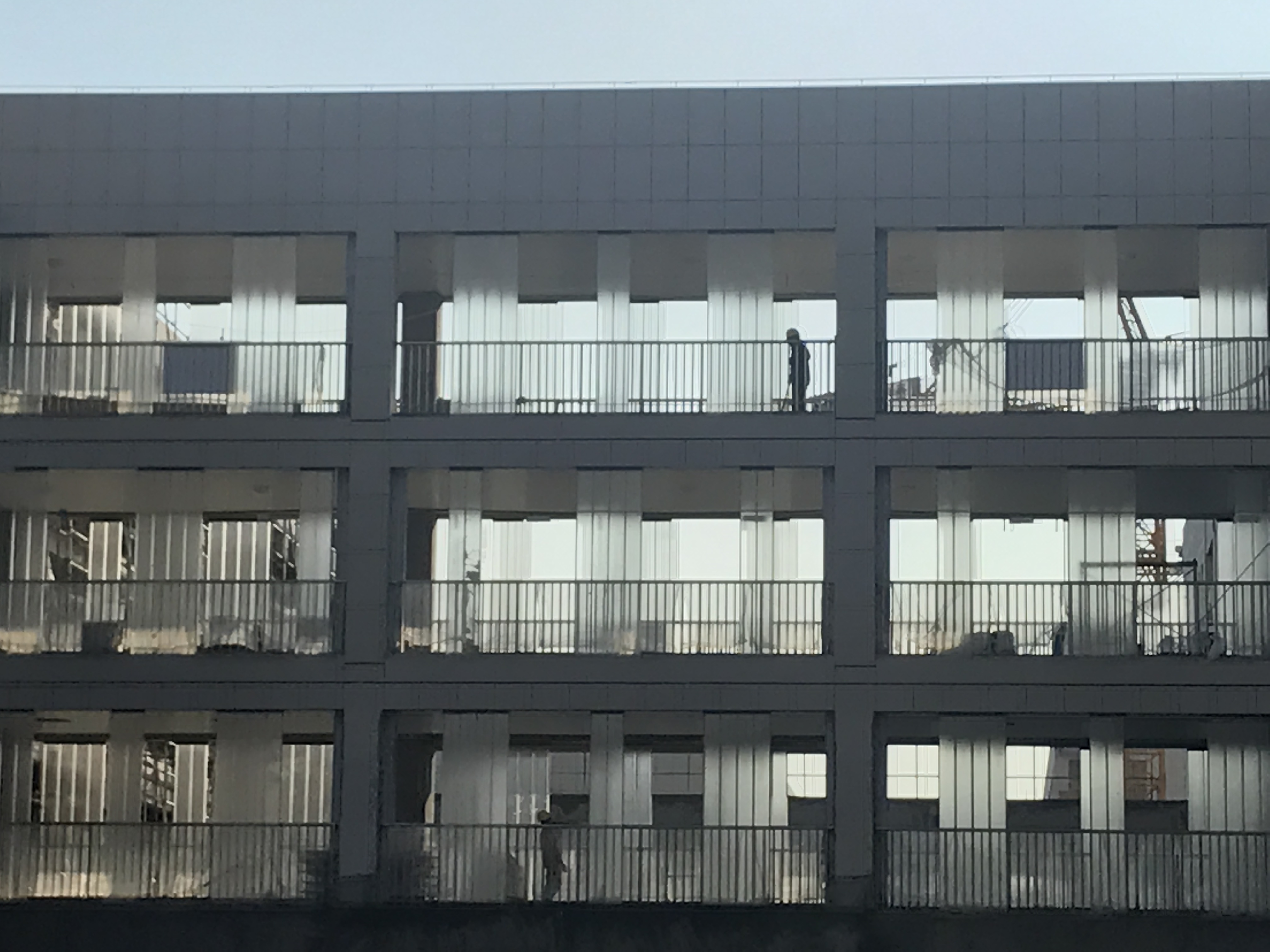 江蘇南京南站濱河中小學(xué)U型玻璃